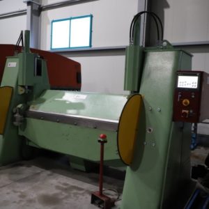 Swivel bending machines